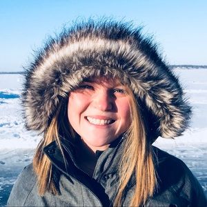 Meet your Posher, Halley